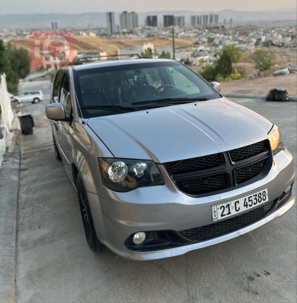 دۆج گراند کاراڤان